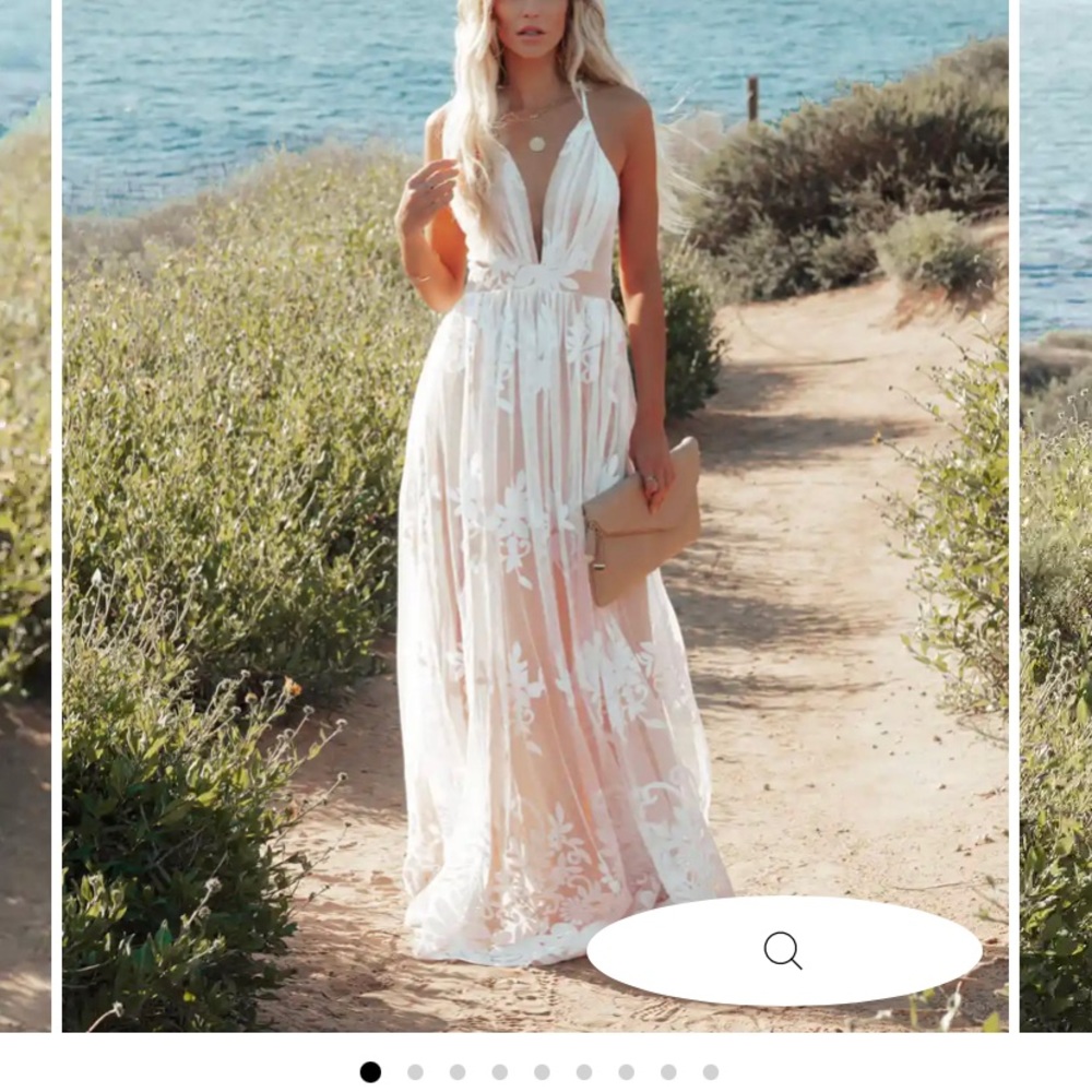 Vici Antonia maxi dress-white